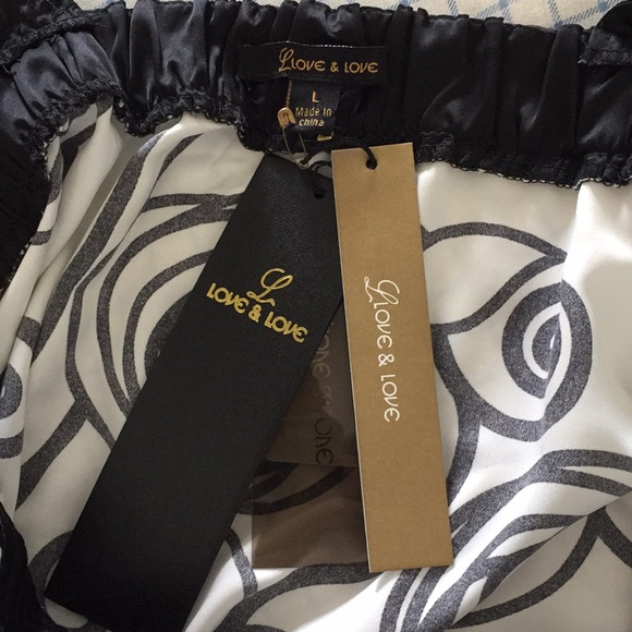 Black & White embellished Dress by Love & Love - Picture 7 of 8